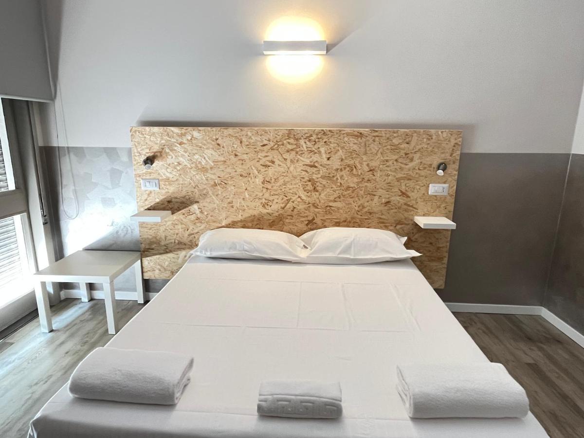Bergamo Automatic Rooms Self Check-In Esterno foto